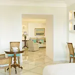 Grand Royal