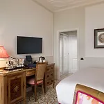 Grand Royal