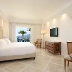 Grand Royal Hotel 5*
