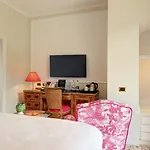Hotel Grand Royal