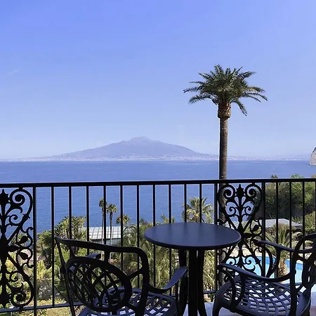 Hotel Grand Royal 5*