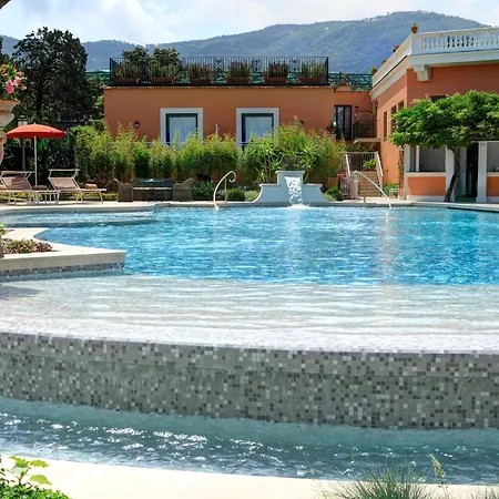 Hotel Grand Royal 5*