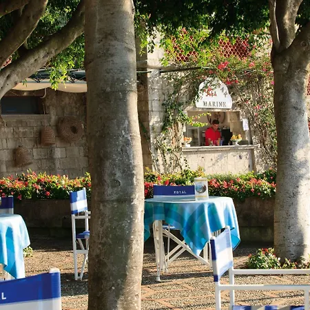 מלון Grand Royal 5*