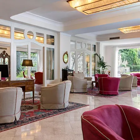 Hotel Grand Royal 5*