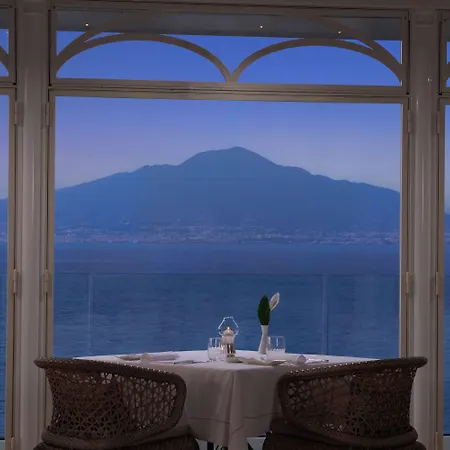 Hotel Grand Royal