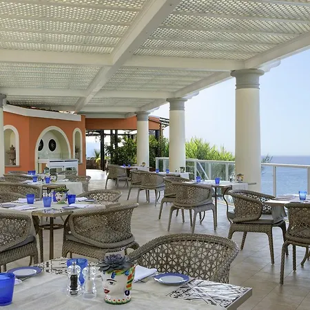 Hotel Grand Royal 5*