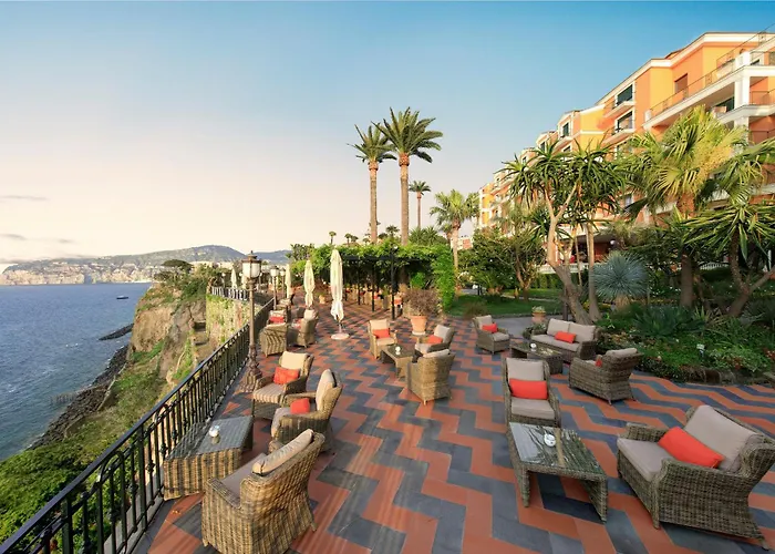 Grand Royal Hotel 5*