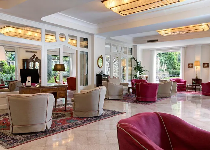 Hotel Grand Royal 5*